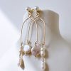 Arch Gold Pearl Earrings - Image 3