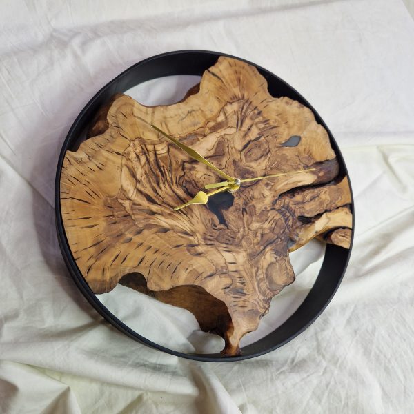 Wall Clock in Olive Wood - Image 5