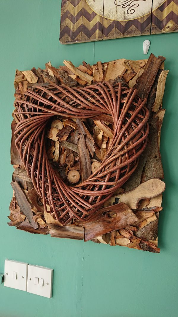 Wood log shavings with bamboo heart wall art feature - Image 6
