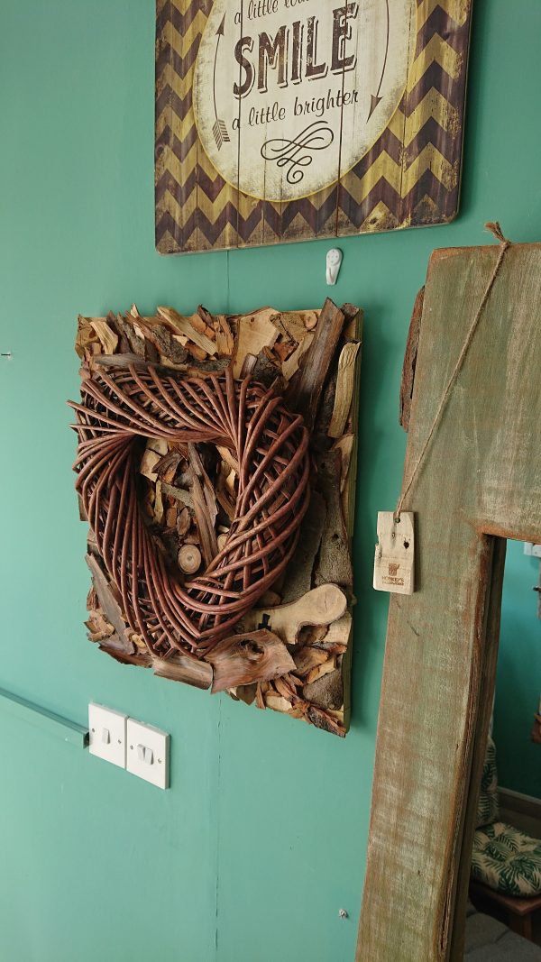 Wood log shavings with bamboo heart wall art feature - Image 2