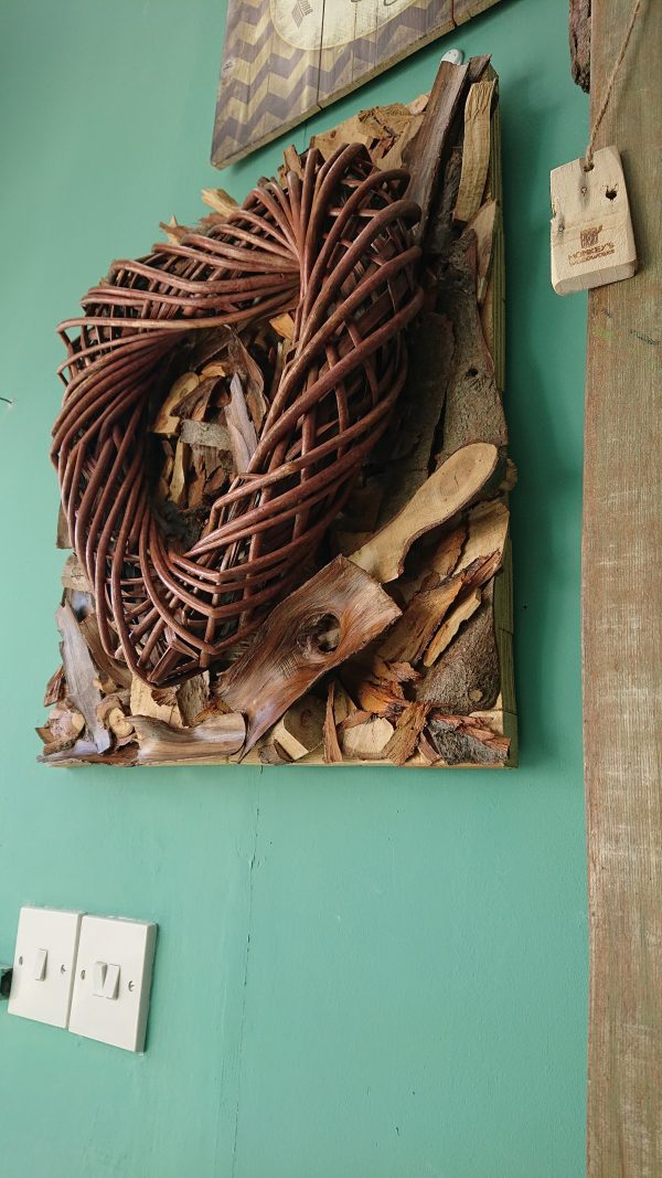 Wood log shavings with bamboo heart wall art feature - Image 7