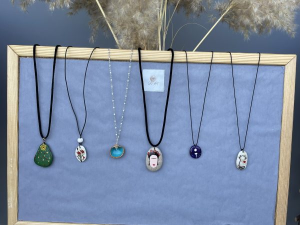 Hand Painted Pebble Necklace "Cat Silhouette" - Image 5