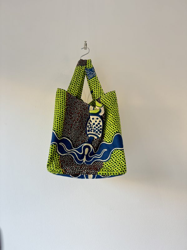 Handmade African Wax Print Tote Bag - Vibrant & Bold Statement Piece - Unique, Handcrafted and Stylish - Bold & Beautiful African Print Tote - Everyday Chic Tote Bag - Image 6