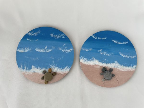 Pebble Art On Wood Slice "Sea Turtle" - Image 4