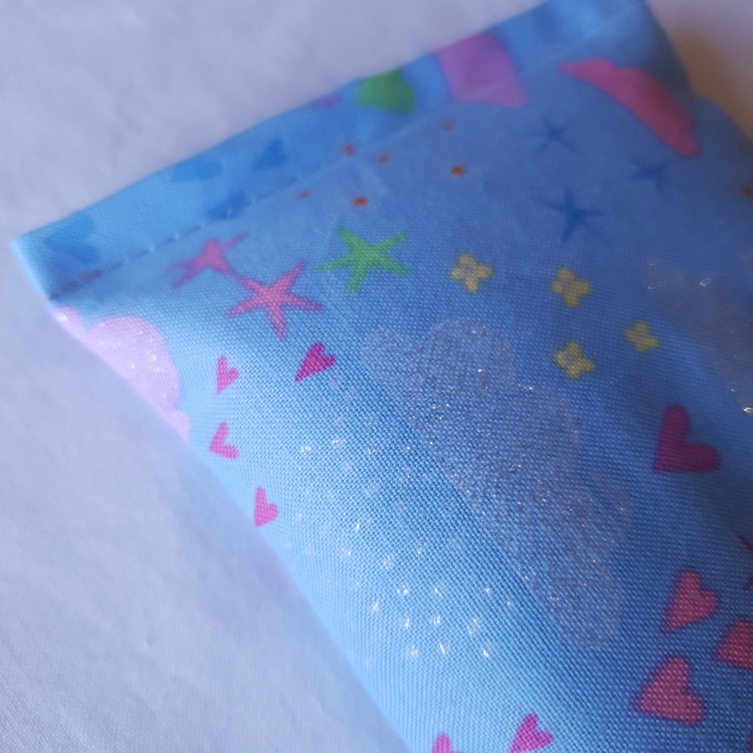 yogion-Lavender-eye-pillow-Clouds-and-HeartS DETAIL