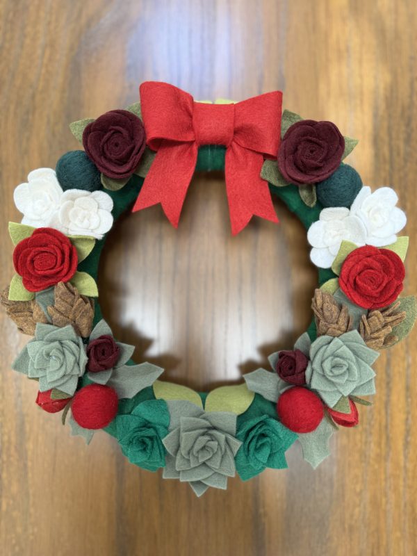 Festive Felt Winter Wreath-30cm - Image 6