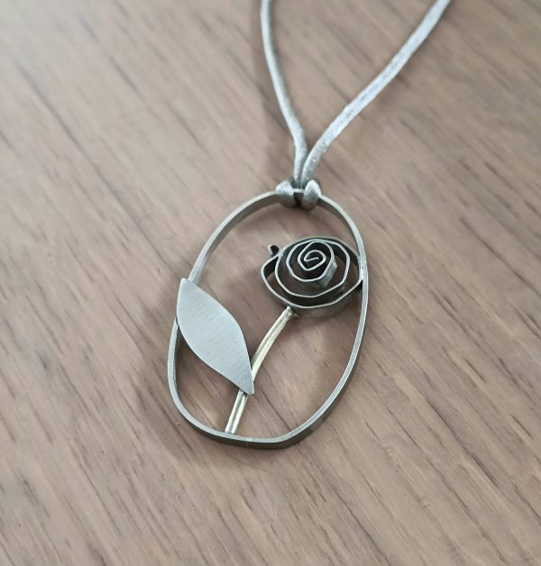 Rose pendant - Image 3