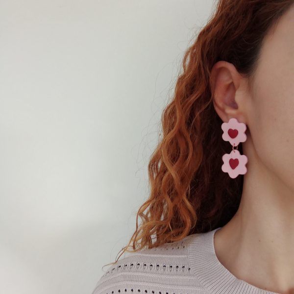 Flower and heart earrings - Image 2