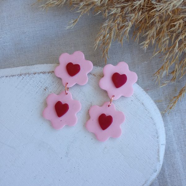 Flower and heart earrings - Image 3
