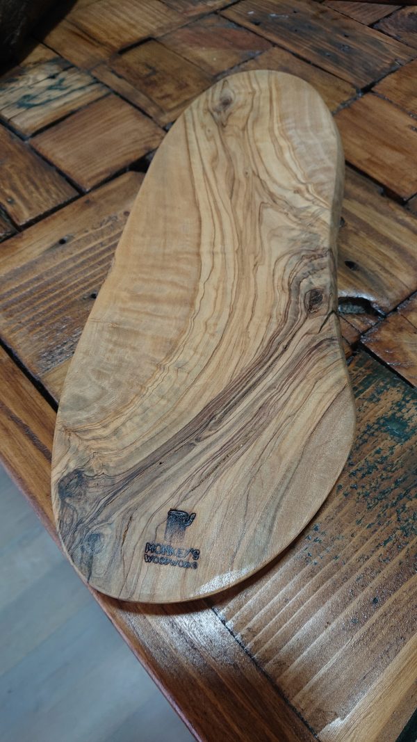Olive wood serving board/platter - Image 9