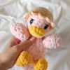 Light pink duck with bucket hat