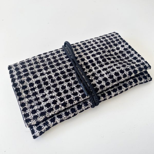 black and white tobacco pouch top side