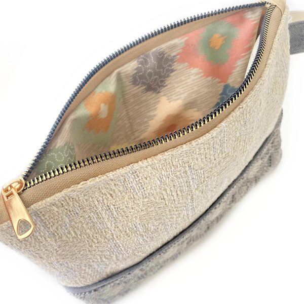 Handmade Spring Summer Clutch Bag – Beige and Grey Zipped Pouch With Wristlet - Image 3