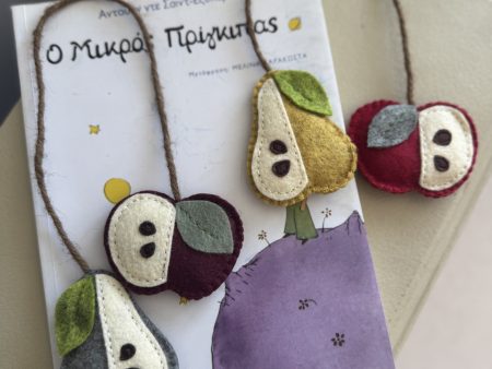 Felt Apple and Pear Bookmarks - 2 colours