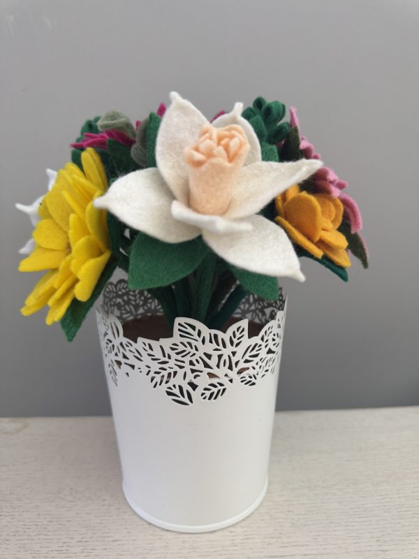 Romantic Felt Flower Pot