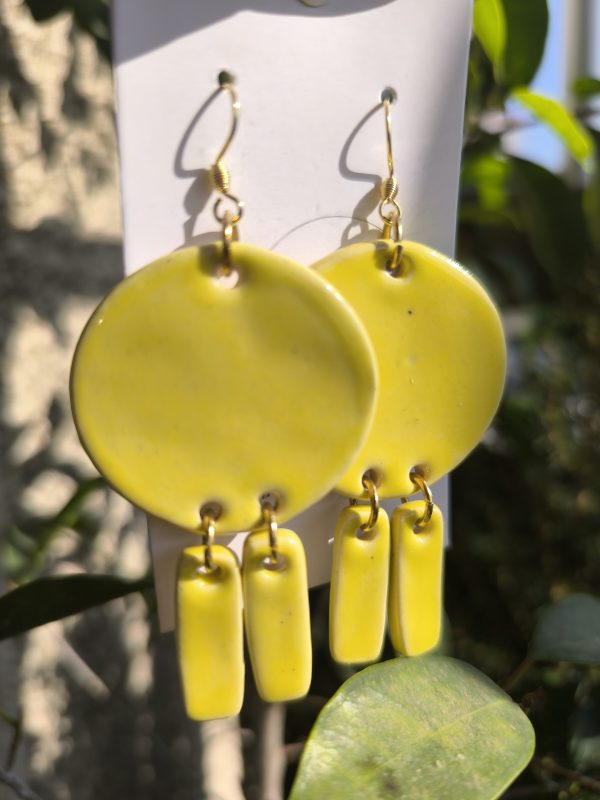 Sunbeam Dangle Earrings – Bold Ceramic Statement in Glossy Yellow - Image 2
