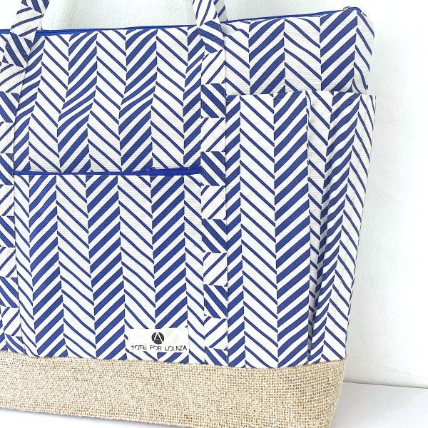 Beach Bag Oversized Waterproof With Large Pockets Blue And White - Image 2