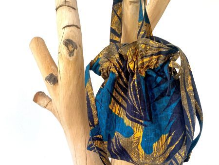 bucket fashion bag blue black gold tropical 1