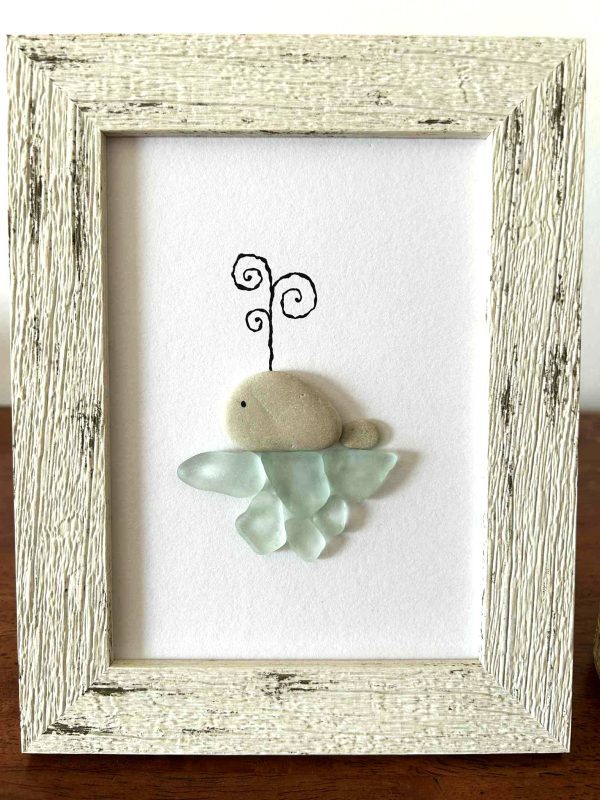 Coastal Whale Decor – Light Blue-Green Seaglass & Natural Pebble Design