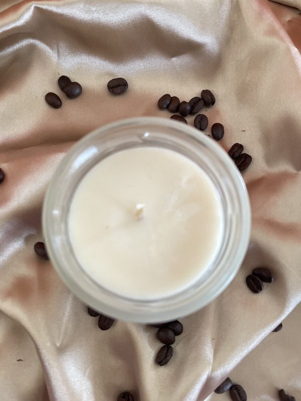 Handmade Soy Wax Candle in Glass Jar with Lid - 200gr - Image 3