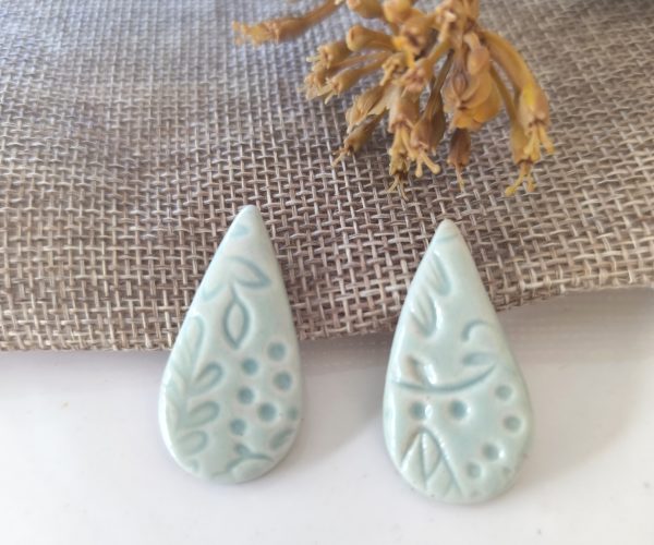 Turquoise teardrop flower printed studs