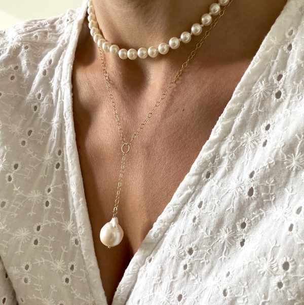 pearl necklace