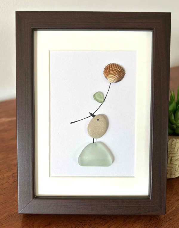 Handmade Seaglass Bird Art – Coastal Wall Décor with Seashell Flower