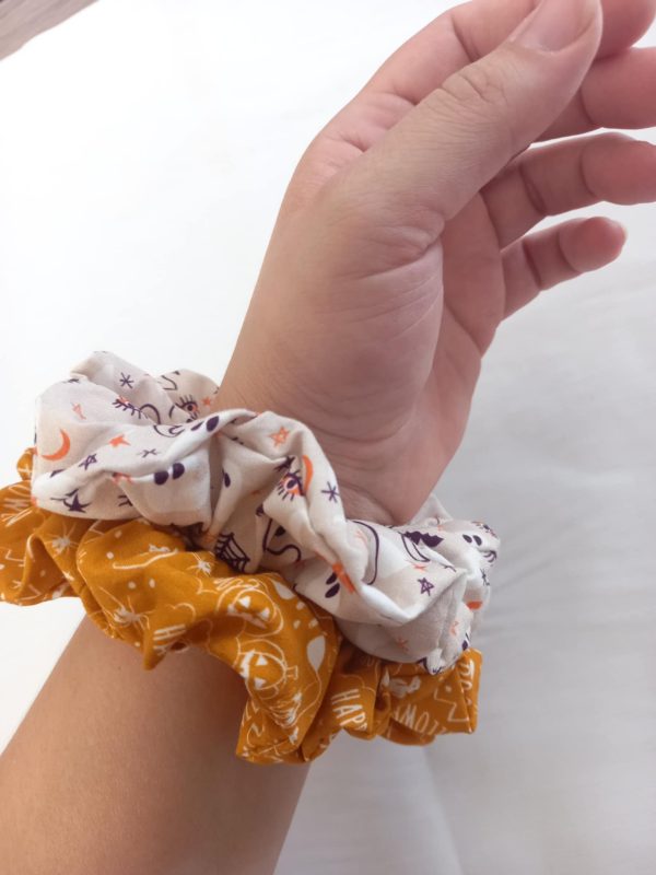 Halloween scrunchie, Ghost, trick or treat
