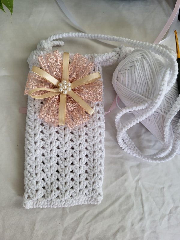 Handmade crochet phone bag with adjustable strap "Whisper Gardian" (choose your coller) - Image 3