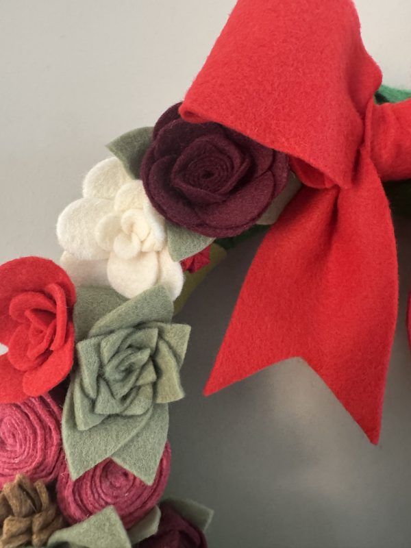 Handmade Festive Felt Wreath - 30cm Diameter - Image 4