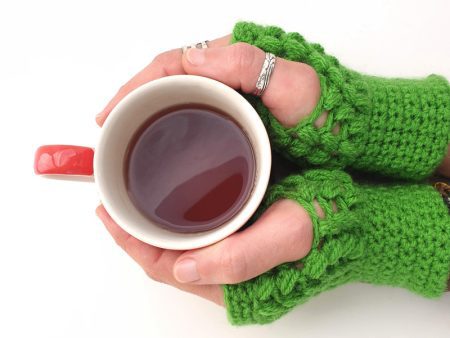 "Warm hearts" cozy & stylish crocheted mittens - in use cup