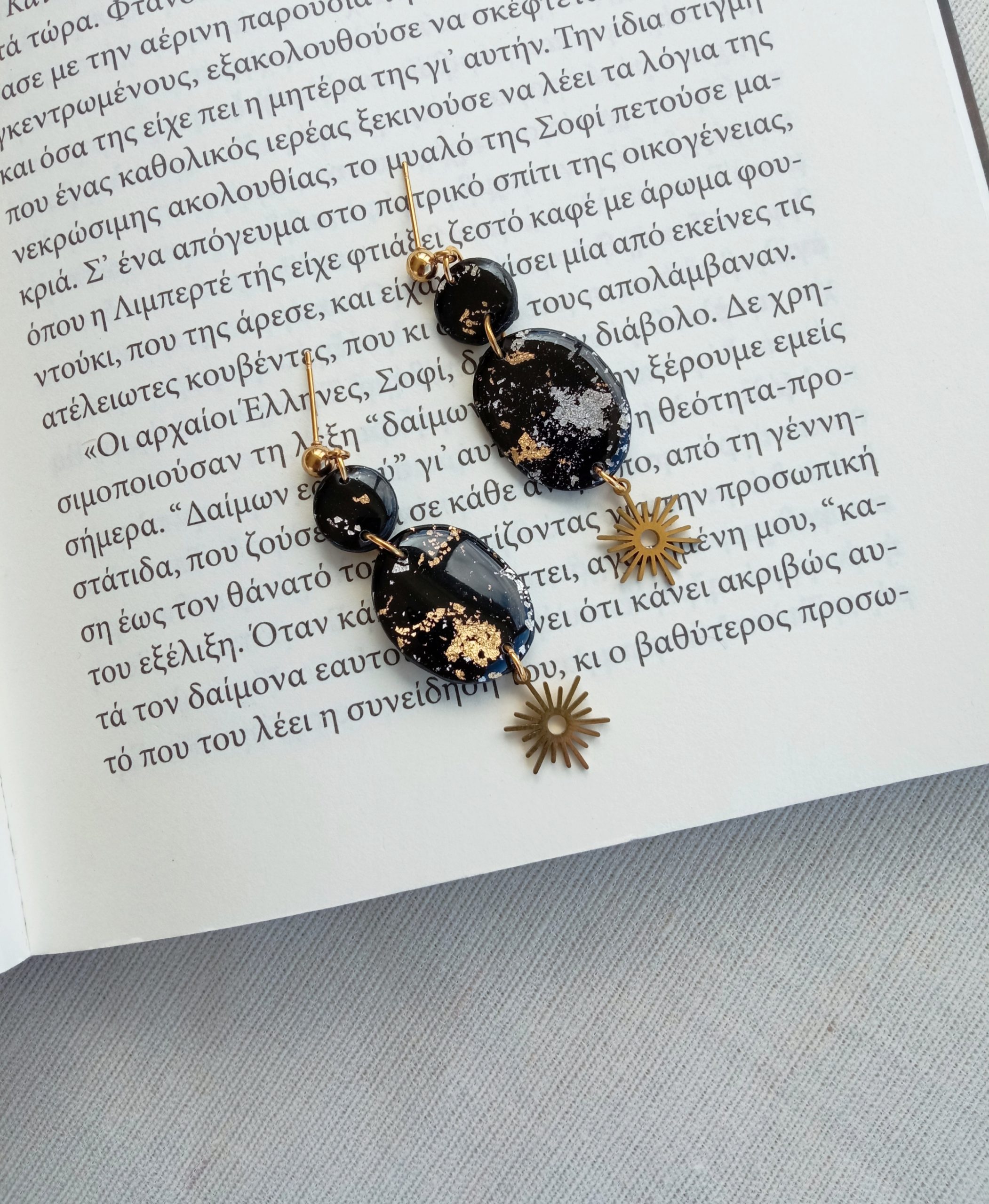 Black with gold sun earrings - Image 3
