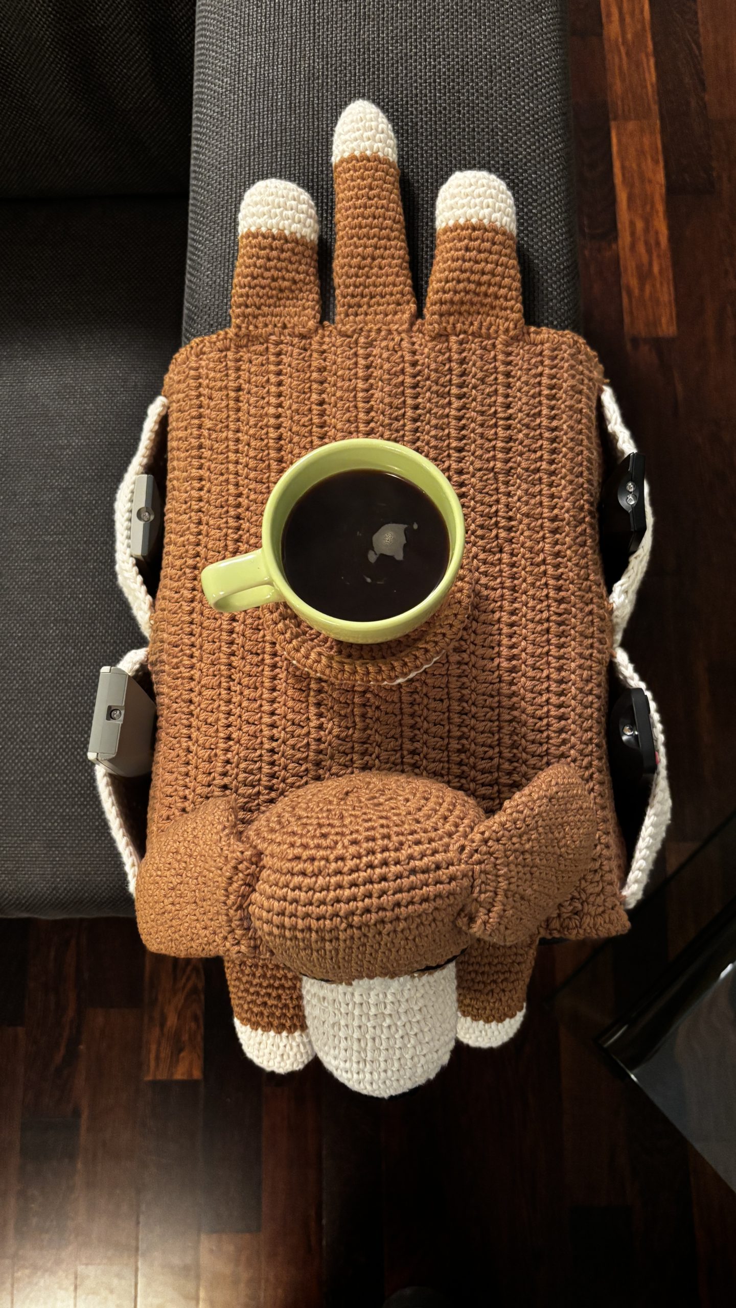 Amigurumi Sleepy Puppy remote-control holder - the functional and unique organiser! - Image 3