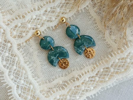 Marbled green boho-chic earrings