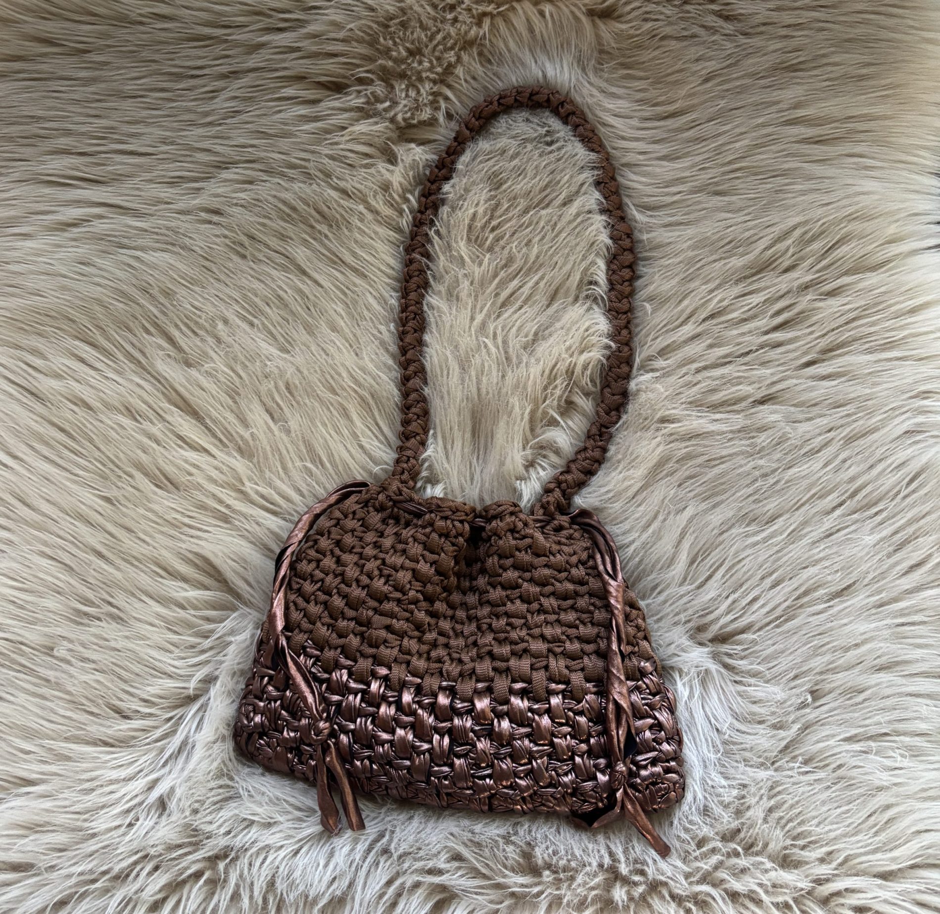 Crochet drawstring pouch