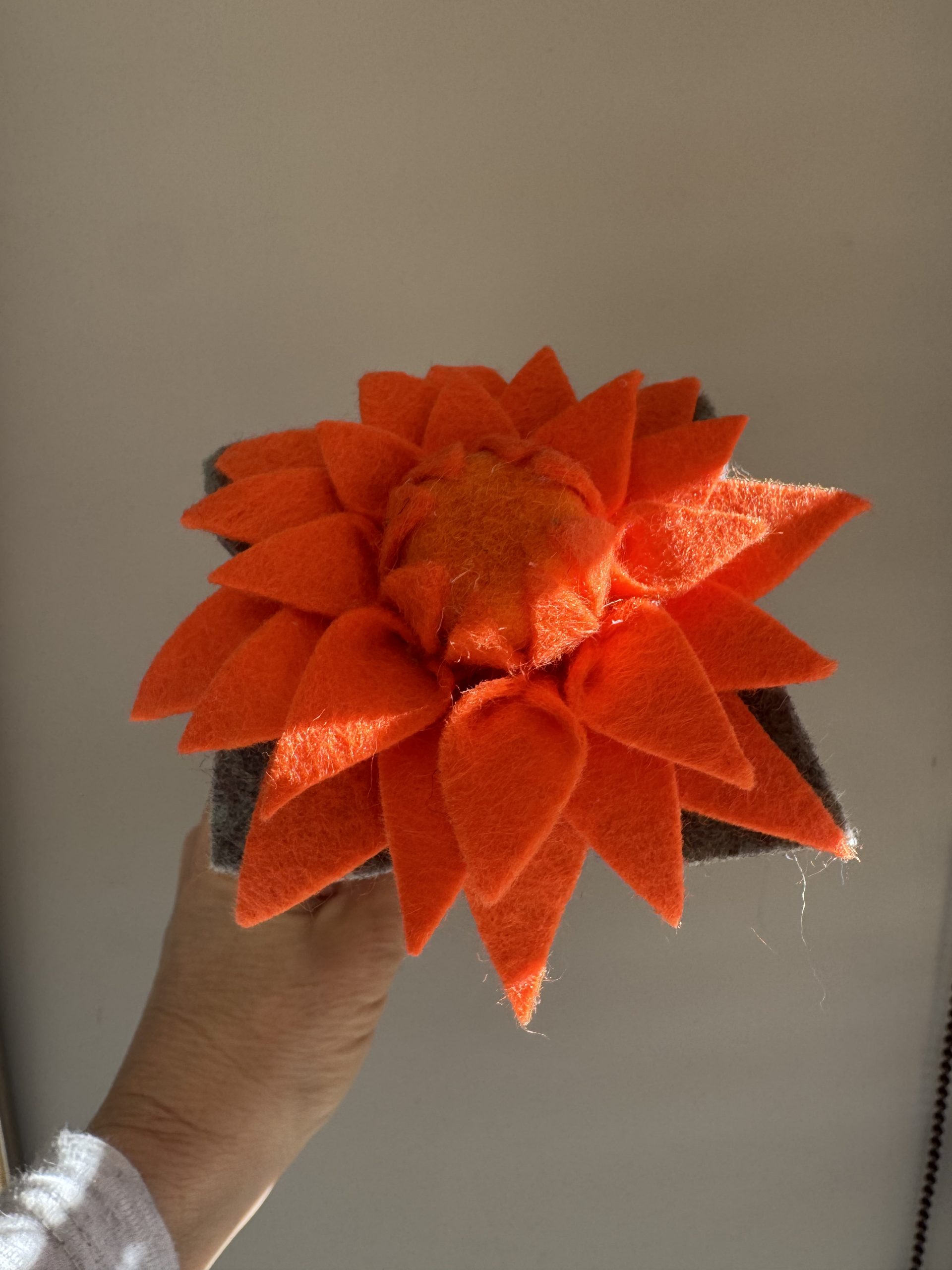 Elegant Handmade Felt Dahlia -5 colours - Image 7