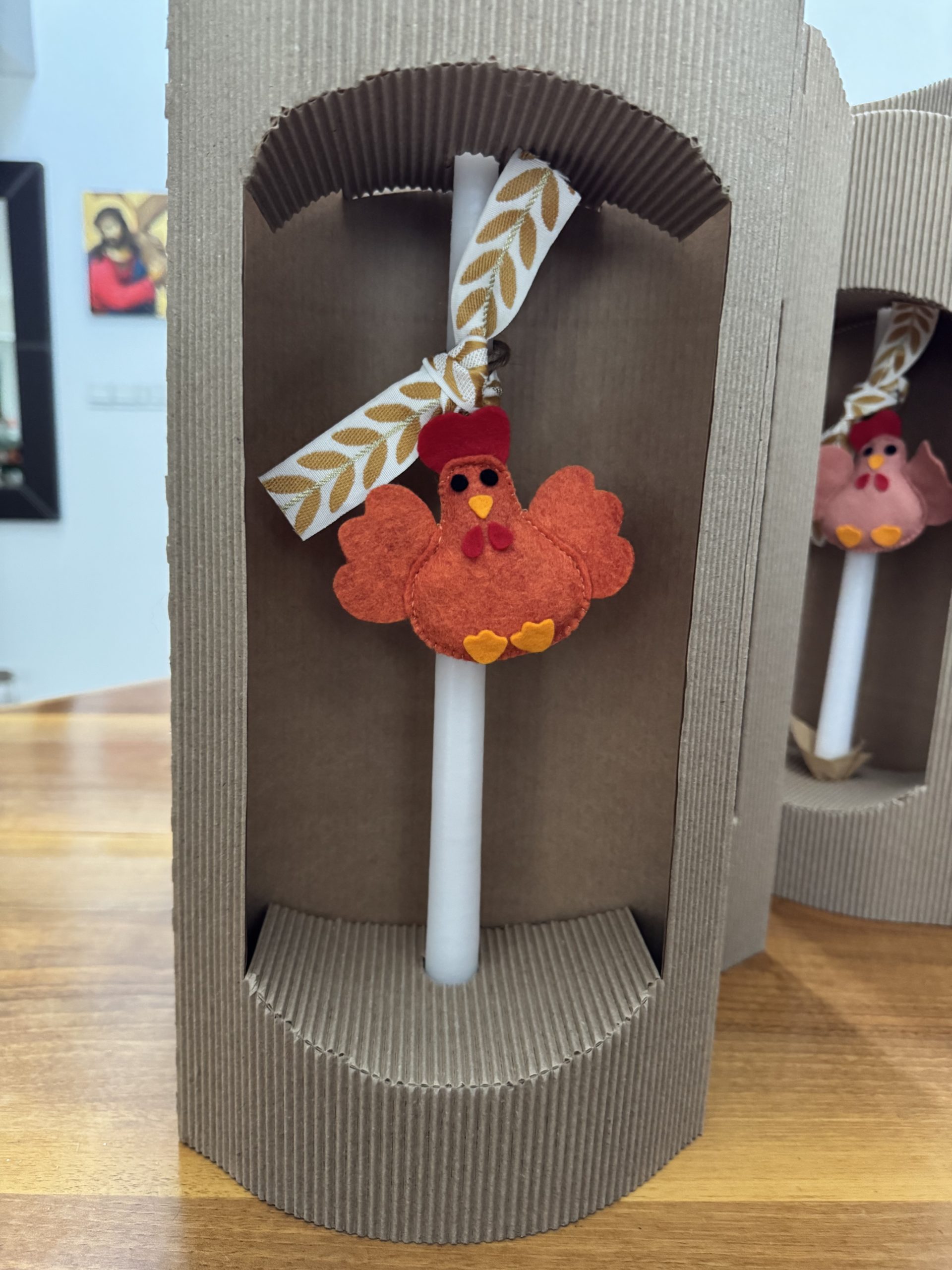 Easter candles with handmade felt hen ornaments - Image 8