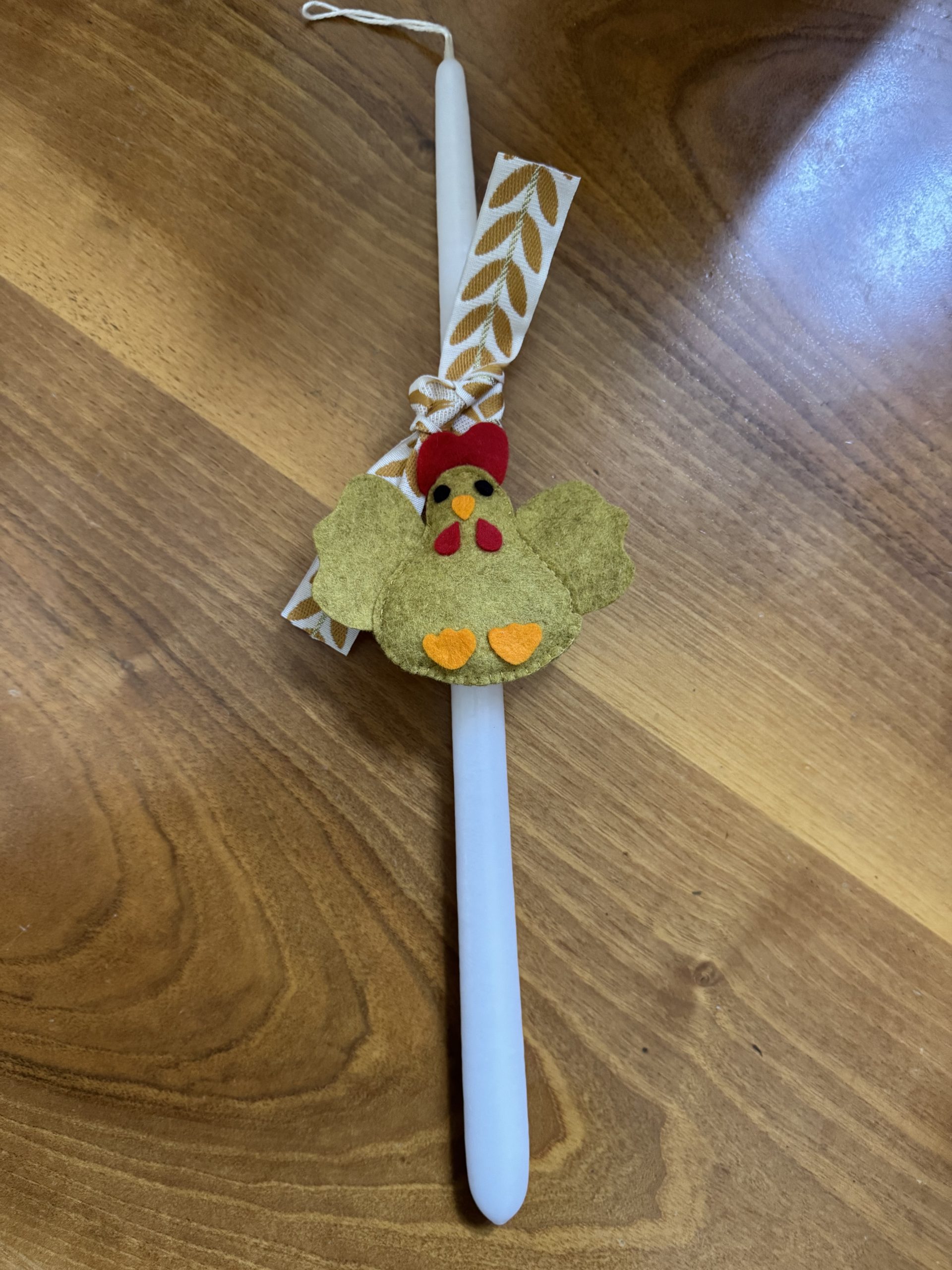 Easter candles with handmade felt hen ornaments - Image 2